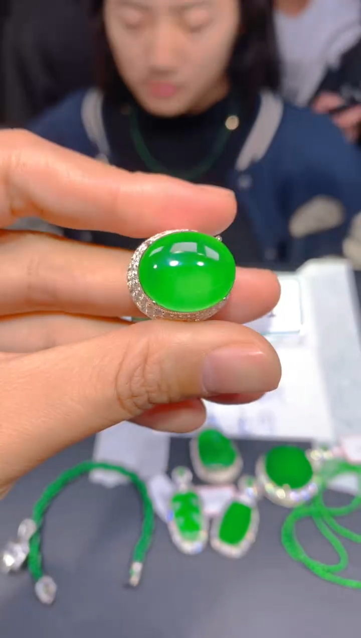 【闪购商品】定制翡翠未镶嵌172多样性发货（发其一）