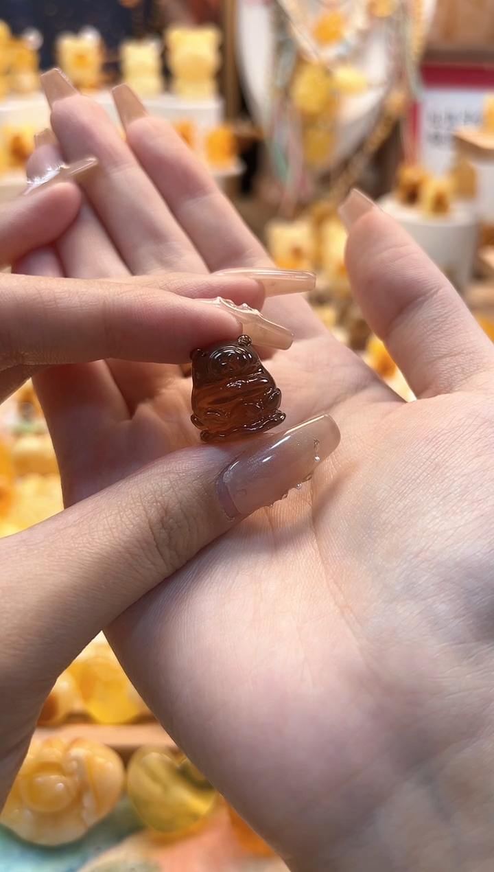 【闪购商品】琥珀珠宝奇石未镶嵌小熊