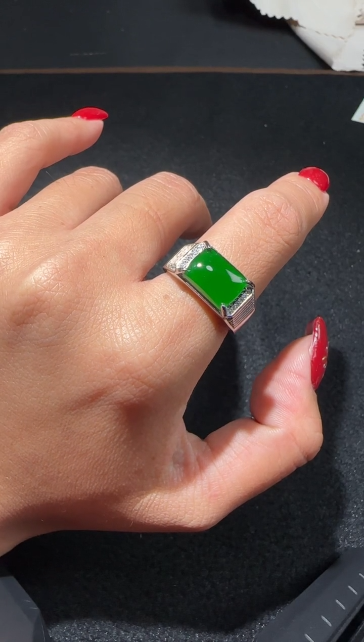 【闪购商品】翡翠戒指未镶嵌多样性发货拍一发一