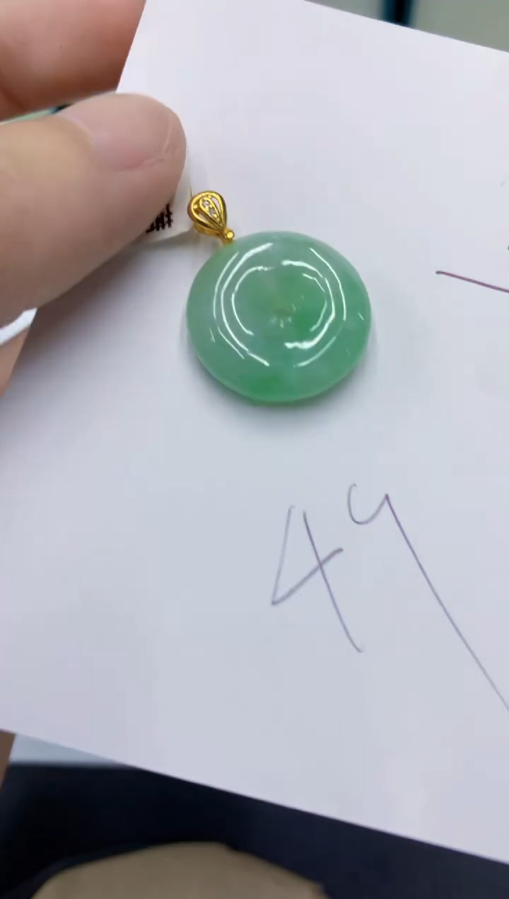 颈饰未镶嵌翡翠翡翠