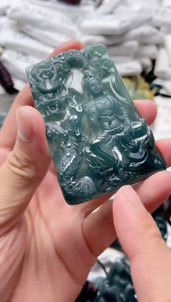 翡翠未镶嵌颈饰88888888888