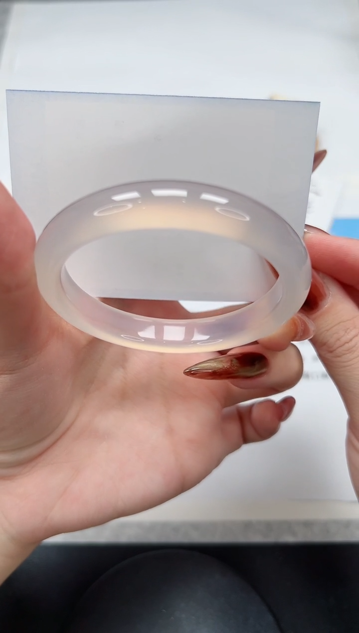 【闪购商品】玛瑙/玉髓手镯未镶嵌183/荔枝57