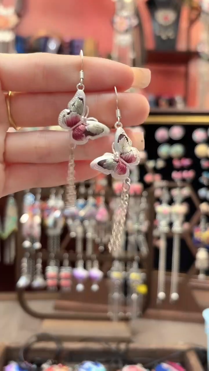 织绣 云织谣民族风精美饰品   341