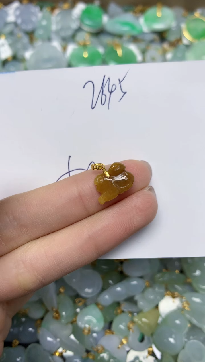 【闪购商品】翡翠颈饰18K金镶嵌天然翡翠A货