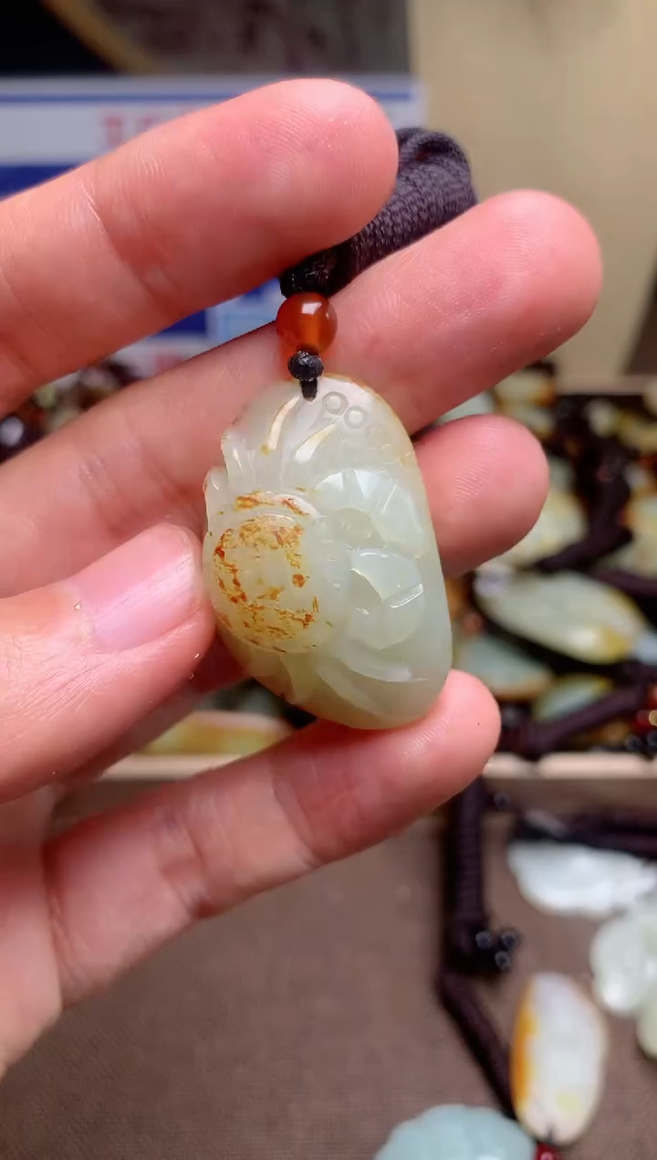 【闪购商品】和田玉颈饰未镶嵌1