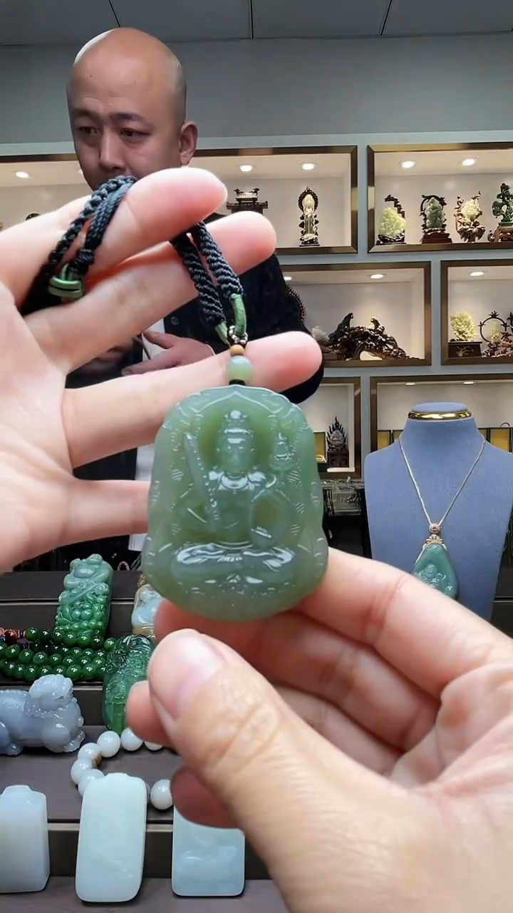 【闪购商品】和田玉颈饰未镶嵌苏