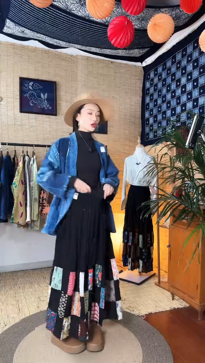 【闪购商品】设计师款上黑下百福裙子