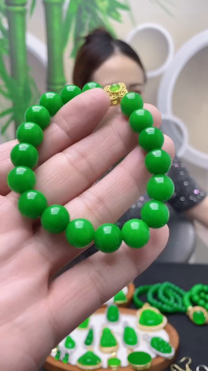 14K金镶嵌手链翡翠C157