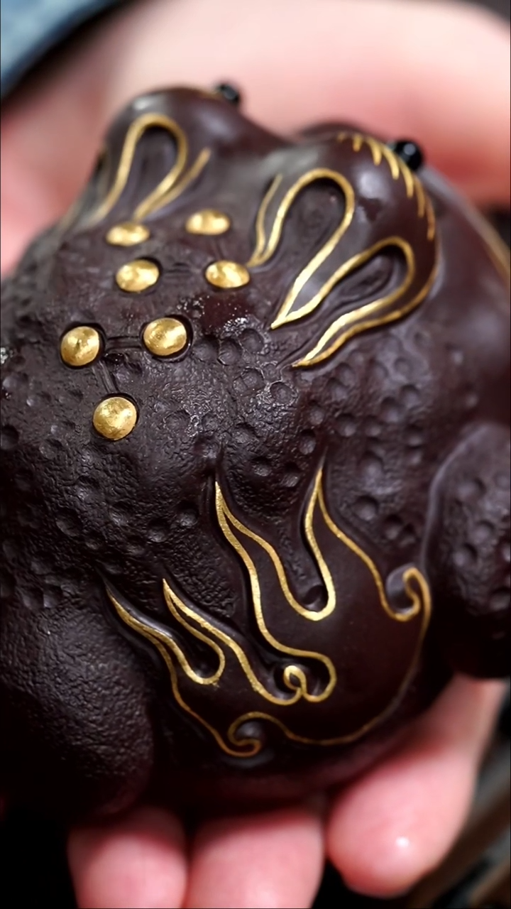 【闪购商品】紫砂茶壶雕塑级描金款大福蟾茶宠