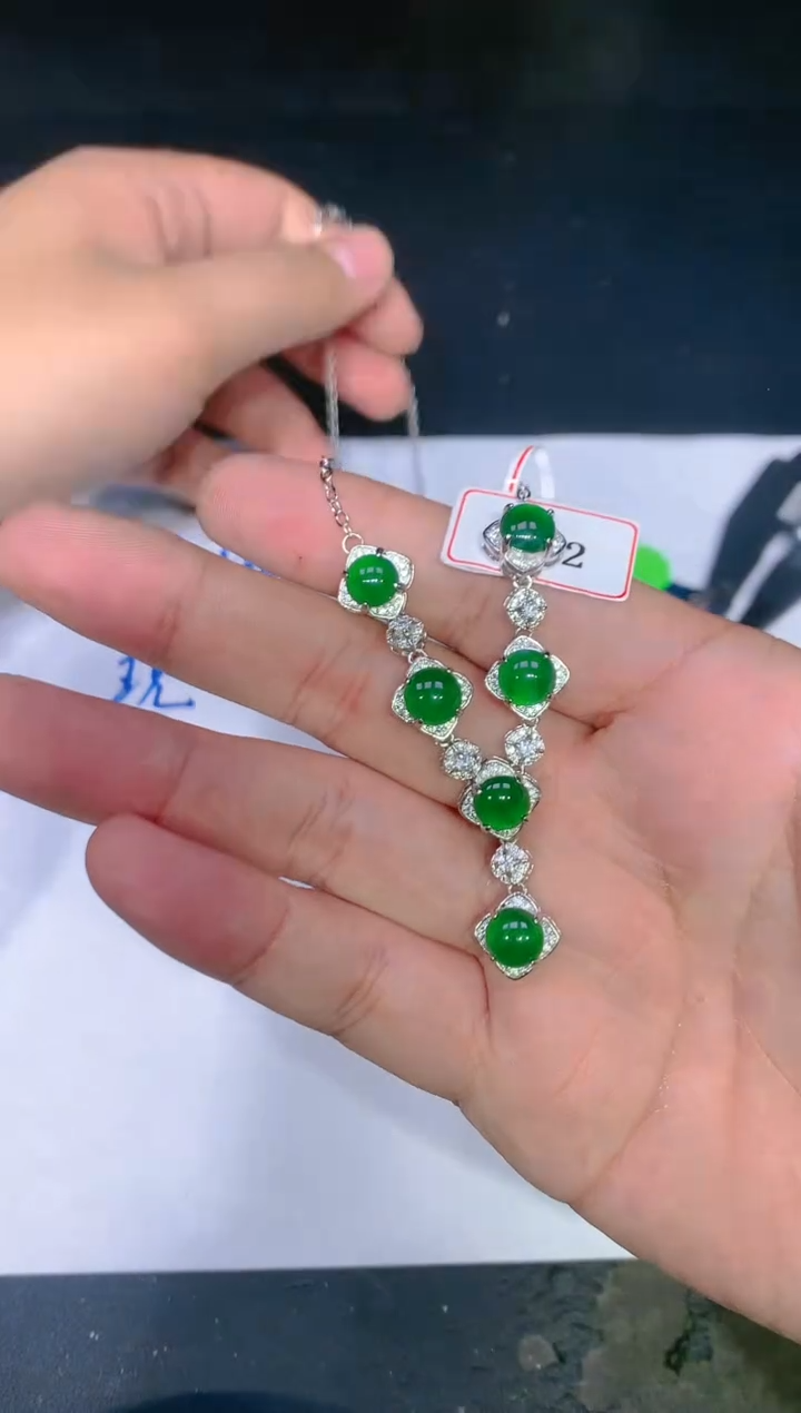 【闪购商品】定制翡翠未镶嵌33定制翡翠多样性发其一