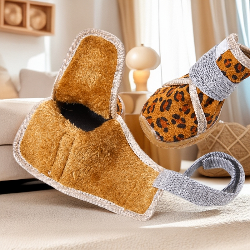 德汪星宠物鞋大小狗鞋金毛阿拉斯加泰迪犬雪地靴跑不掉4只装