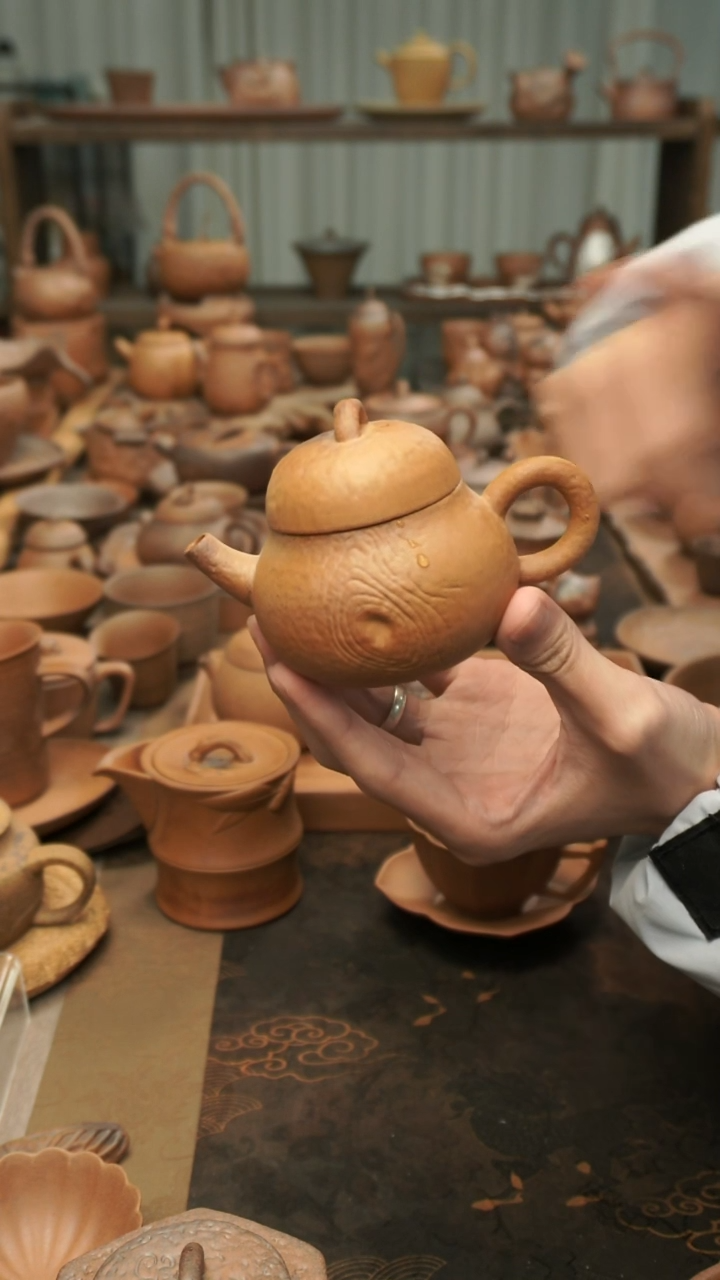 原矿老岩泥精工   木纹小梨壶125ml