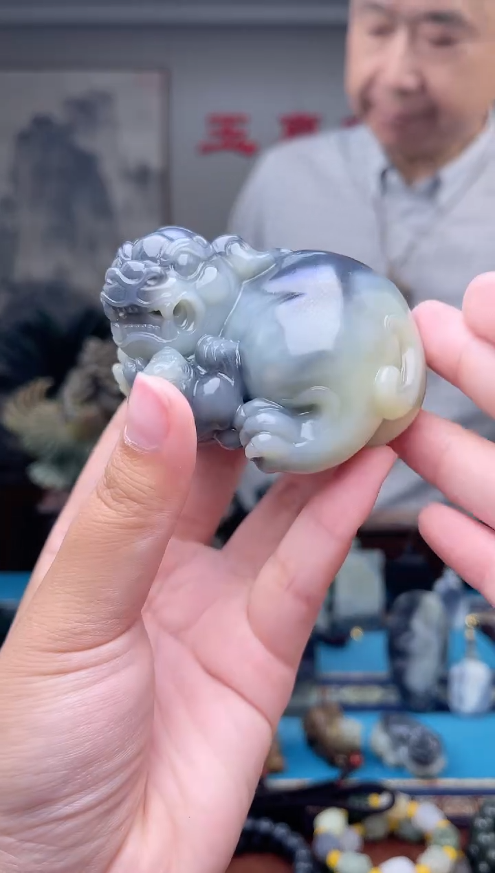 未镶嵌和田玉挂件1