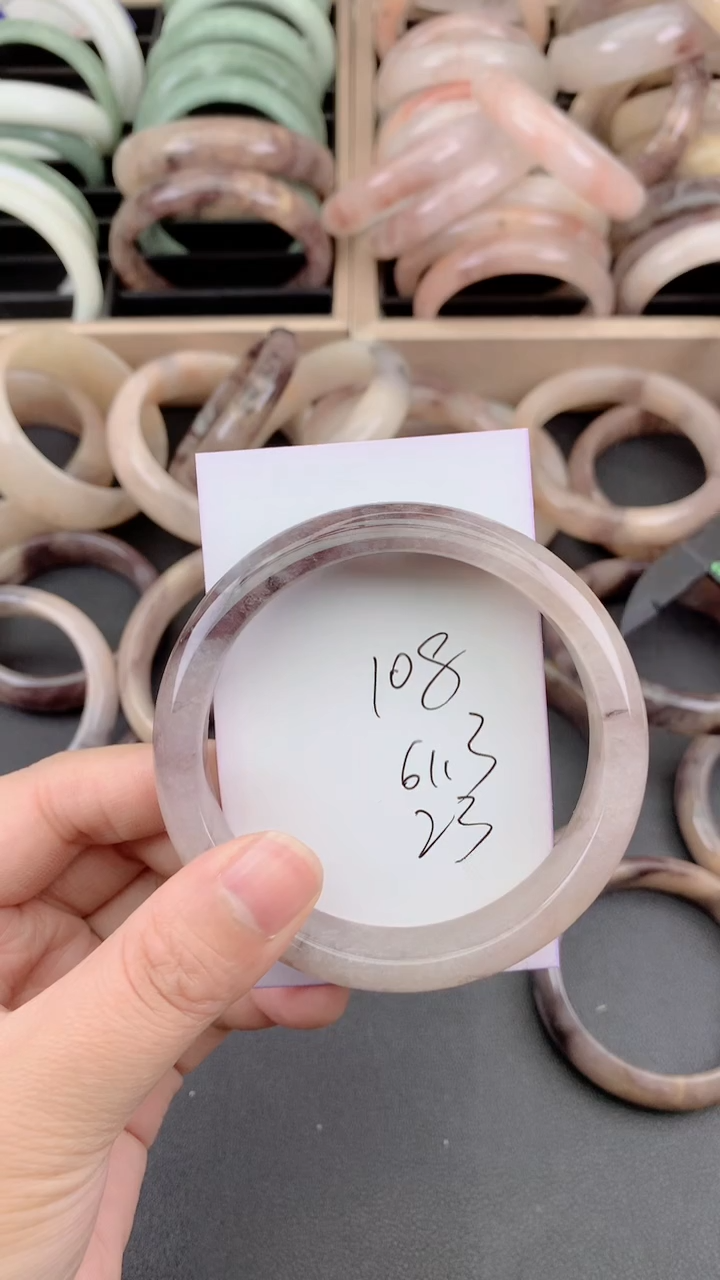 未镶嵌手镯石英质玉108