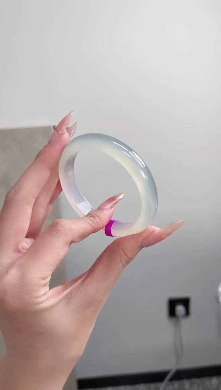 【闪购商品】玛瑙/玉髓手镯未镶嵌54-55圈 需要包容