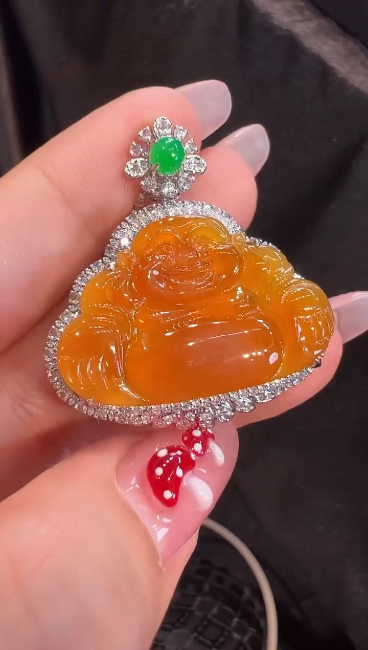 【闪购商品】翡翠颈饰18K金镶嵌吊坠