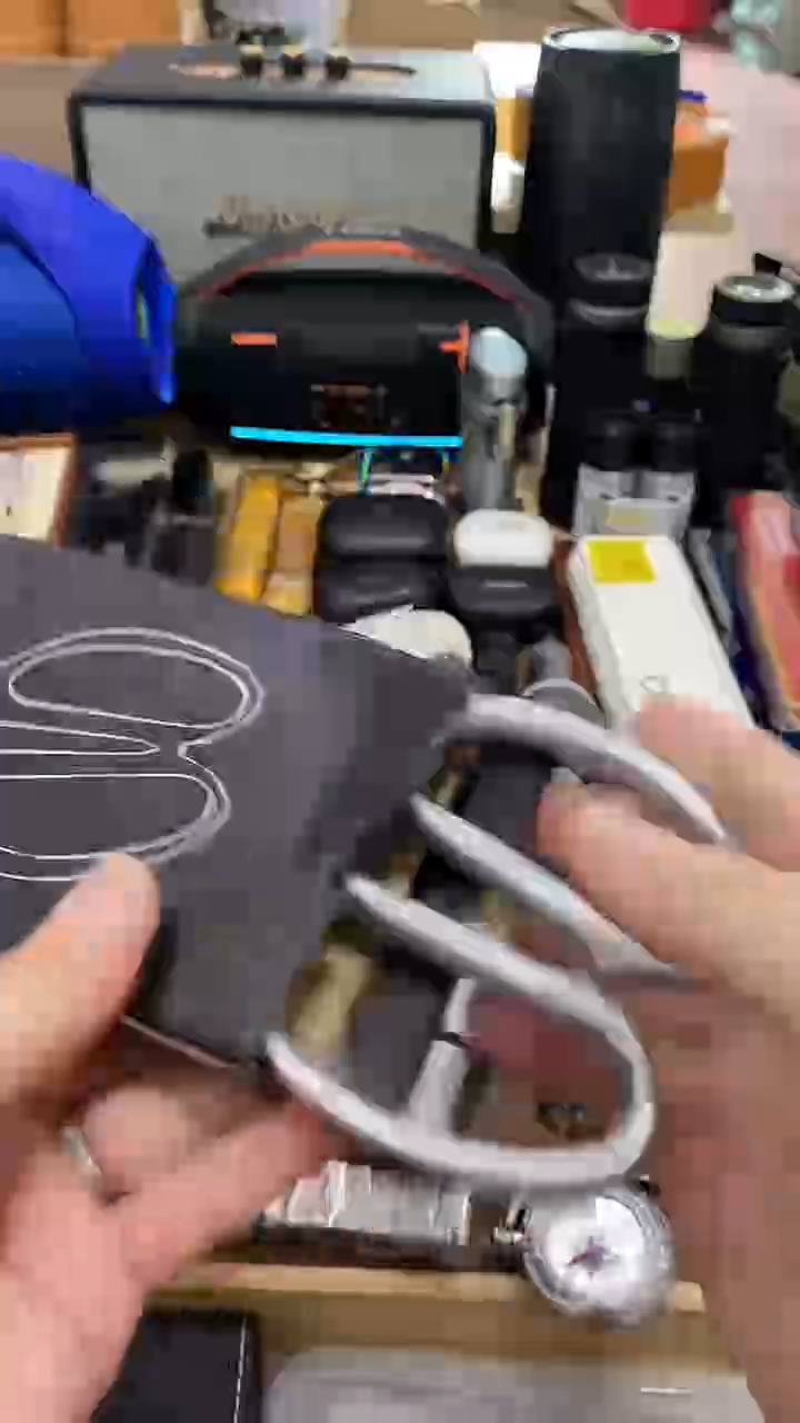 瓷片闪购商品 如图所示