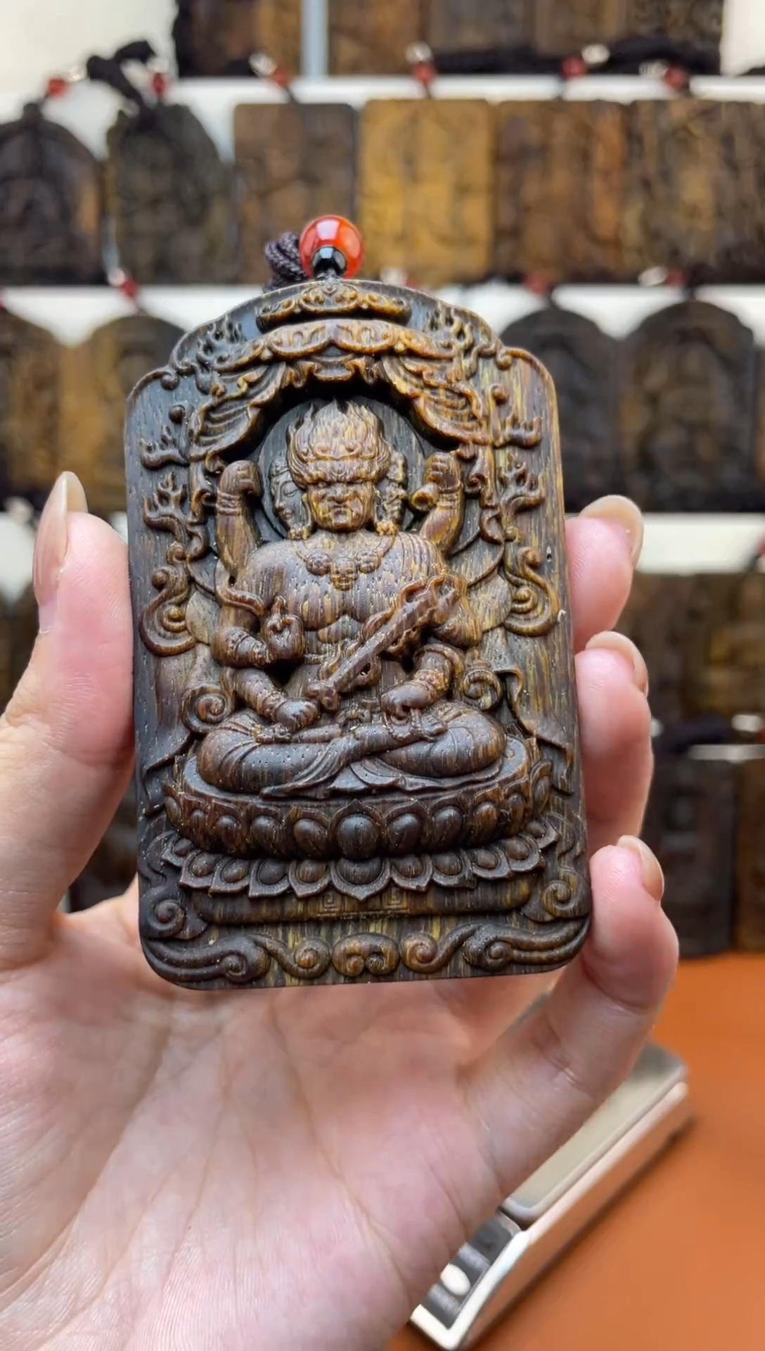 木木雕款芽庄 十二生肖（鸡）守护 不动明王8cm送养香瓶 