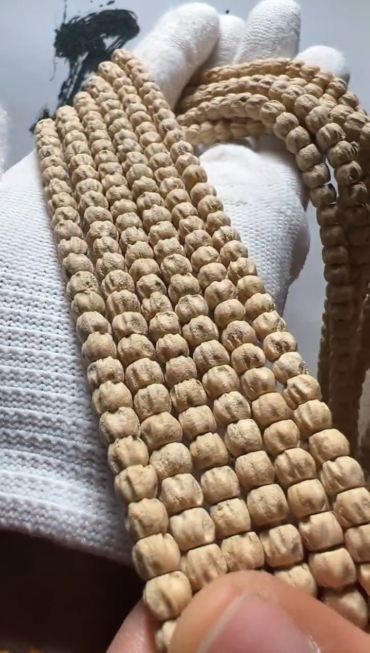 【闪购商品】柏香籽/百香籽吊坠Z022