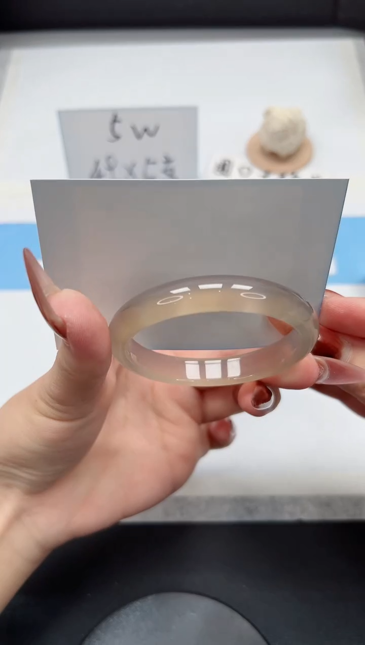 【闪购商品】玛瑙/玉髓手镯未镶嵌209/灰冰53