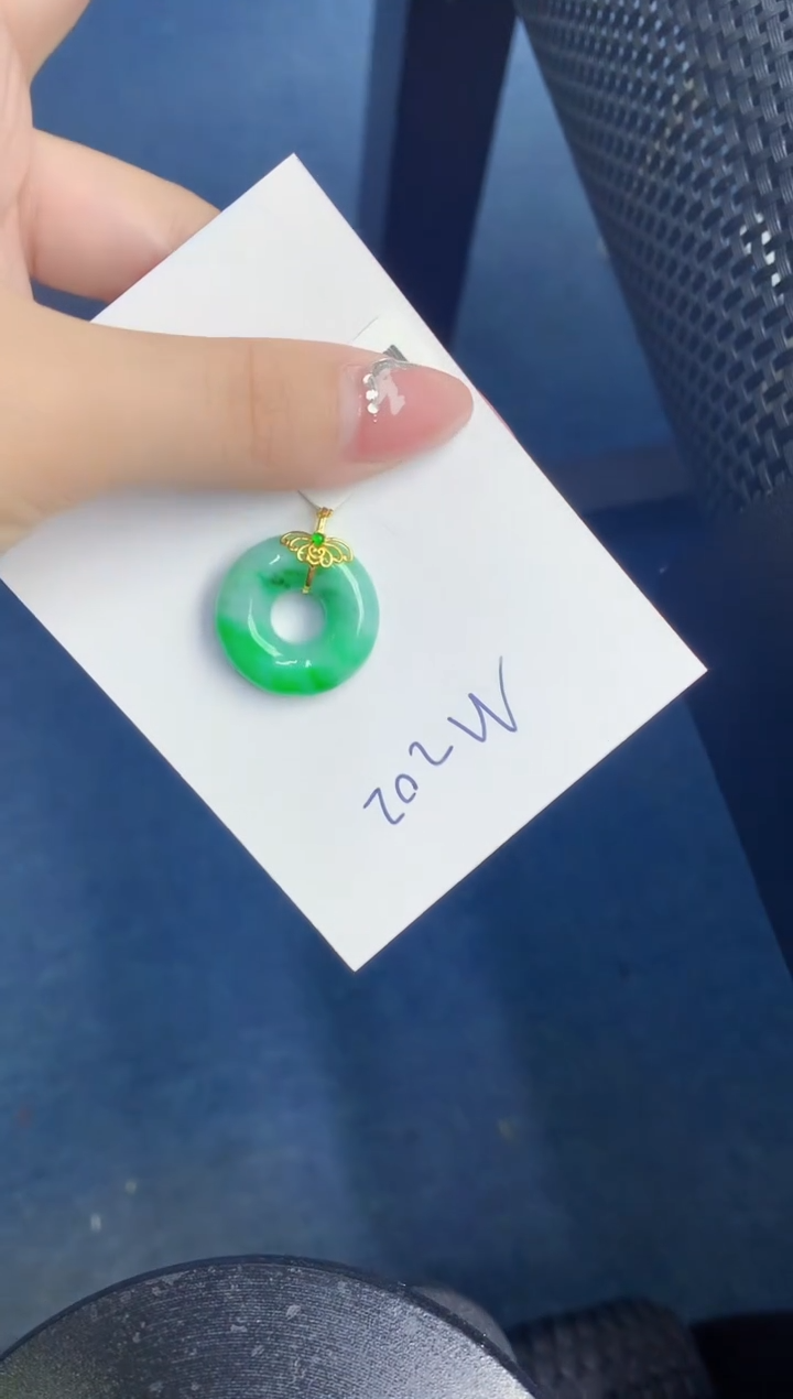 【闪购商品】翡翠颈饰18K金镶嵌000000000