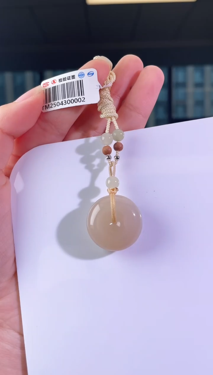 和田玉未镶嵌颈饰扣 xp