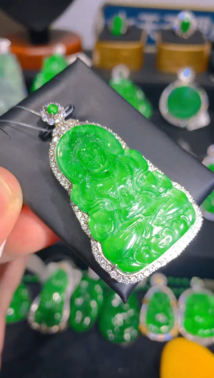 【闪购商品】翡翠颈饰银S925镶嵌13一季