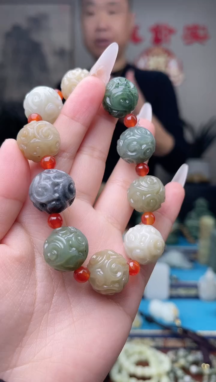 【闪购商品】和田玉未镶嵌挂件1