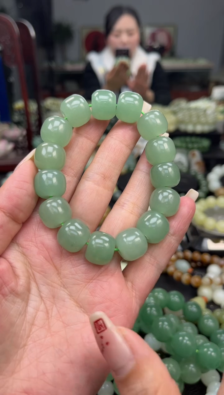 【闪购商品】东陵石手串未镶嵌新疆阿克苏翠玉卡15
