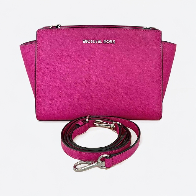 99新 MICHAEL KORS/迈克高仕 13597152 99新MK粉色斜挎包 23*17 