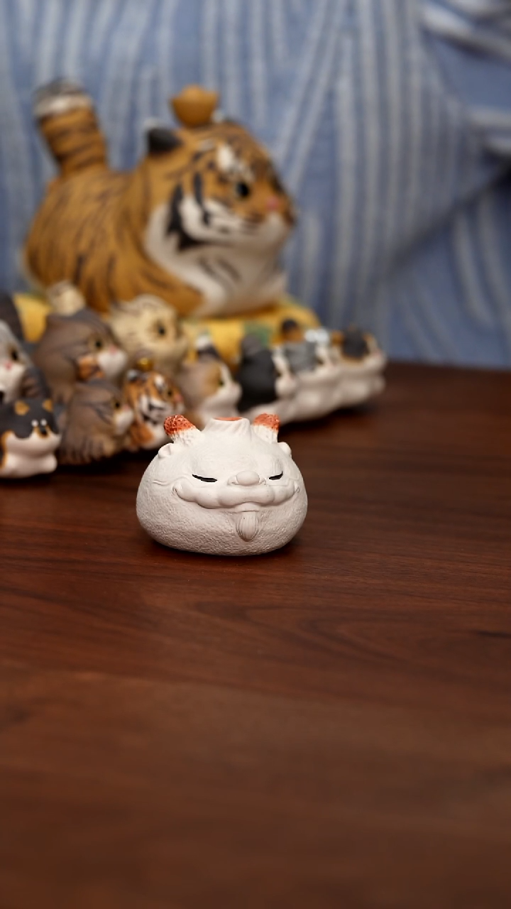 紫砂摆件微瑕小龙包