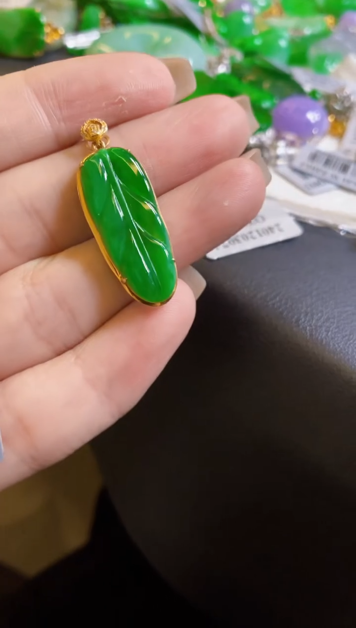 【闪购商品】定制翡翠18K金镶嵌叶子