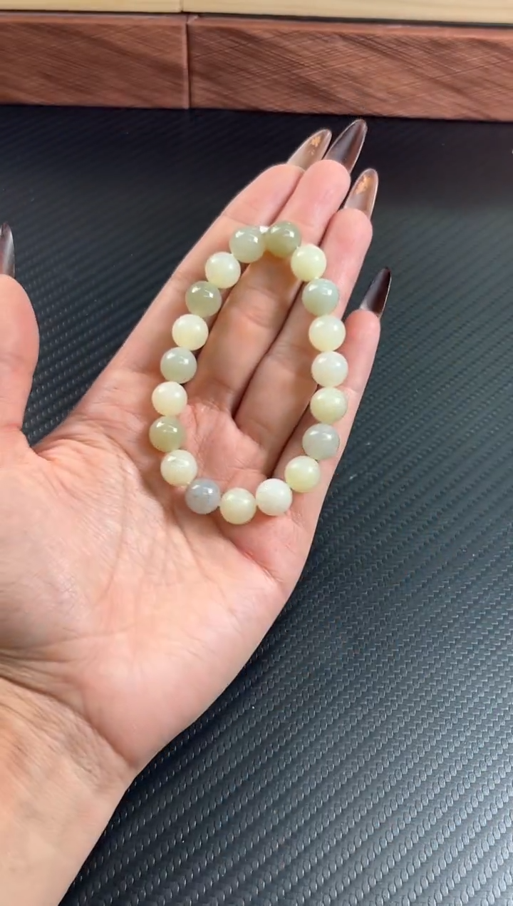 未镶嵌手串和田玉且末近矿微色差卡10mk