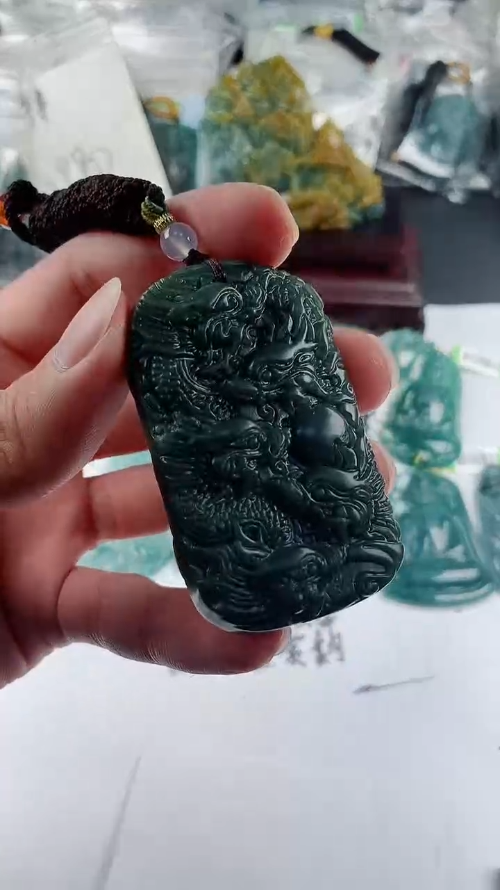 【闪购商品】和田玉（青玉）颈饰未镶嵌多样性一件随机发货 龙牌90