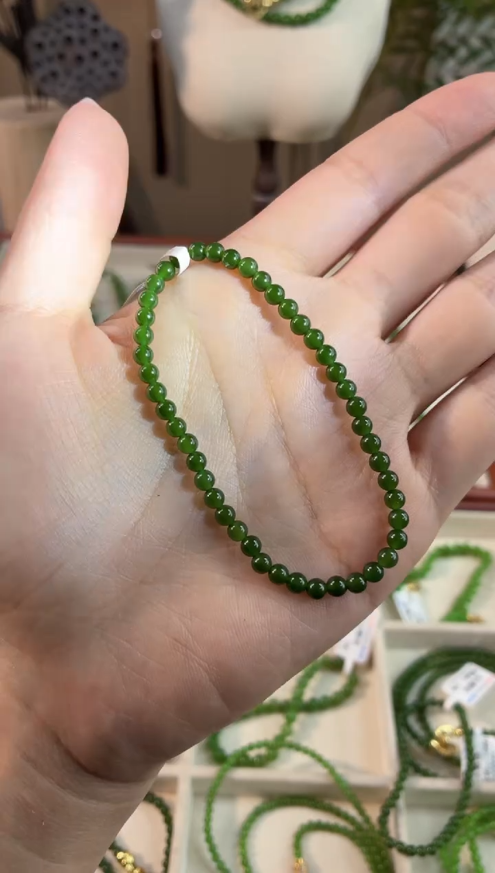 和田玉（碧玉）未镶嵌颈饰4mm菠菜无矿单圈