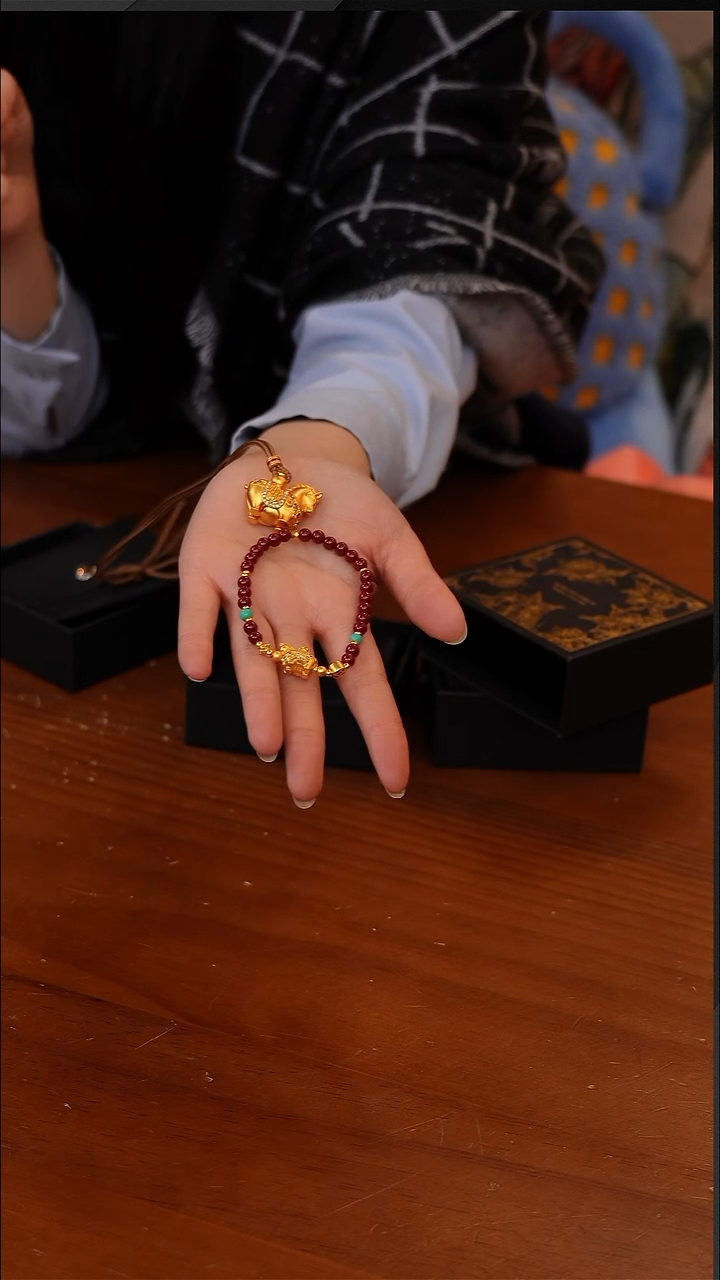 陶51--马上有钱+彩钻铜钱马手链【CF6356】