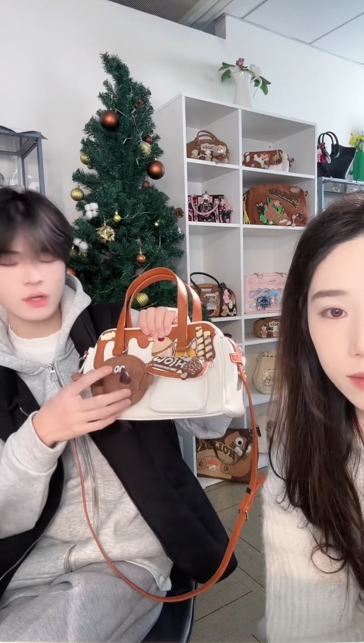 PU必灵手工潮包包