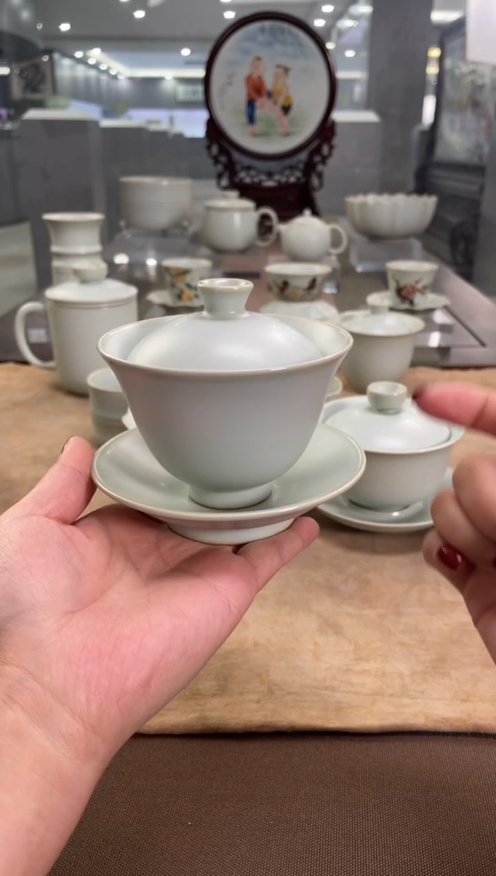 【闪购商品】周泽堂天青鸡心盖碗