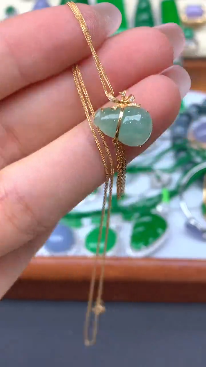 【闪购商品】翡翠颈饰18K金镶嵌194-天然翡翠