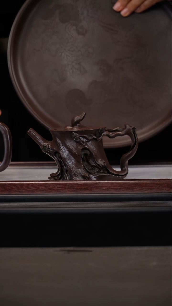 茶壶紫砂朱维平/紫泥/常青松桩/260c