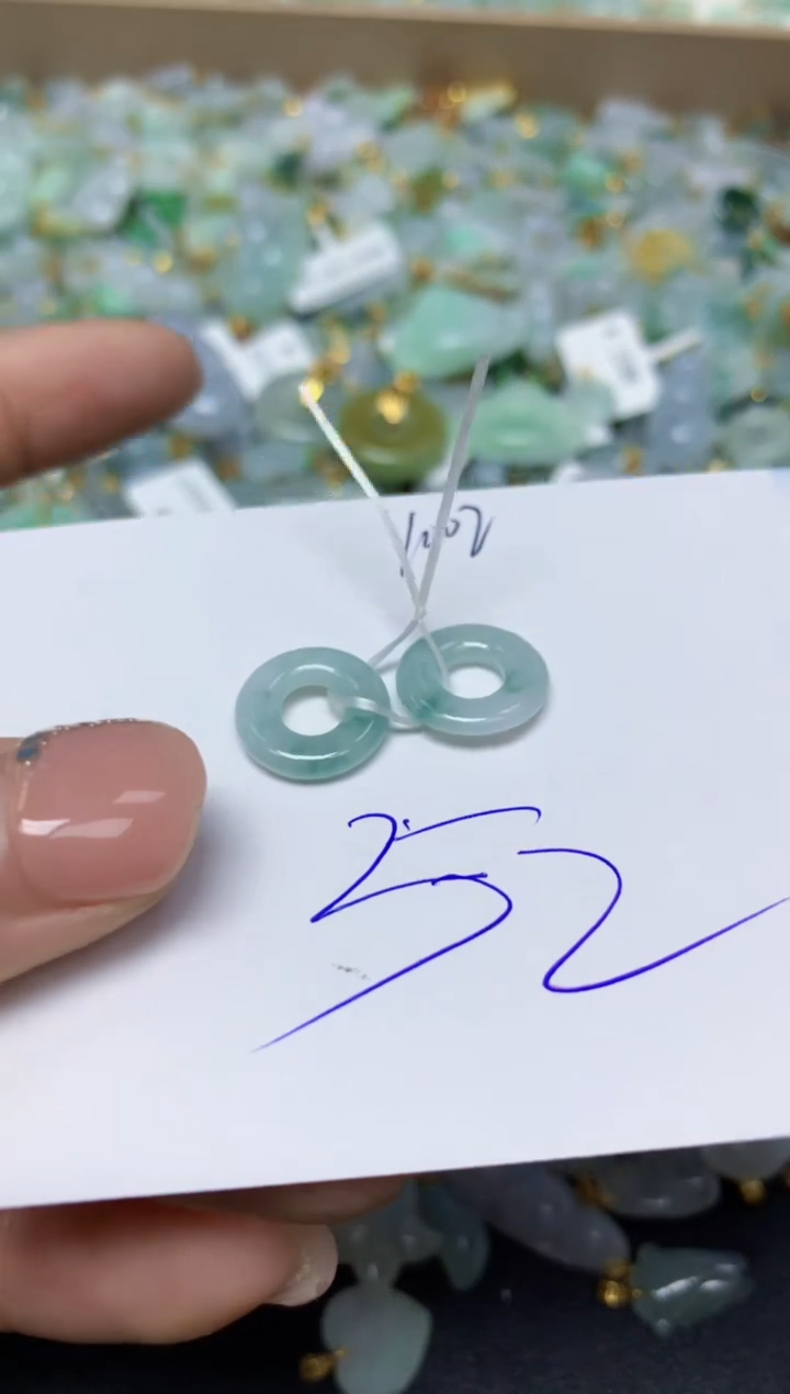 【闪购商品】翡翠挂件未镶嵌 天然翡翠A货