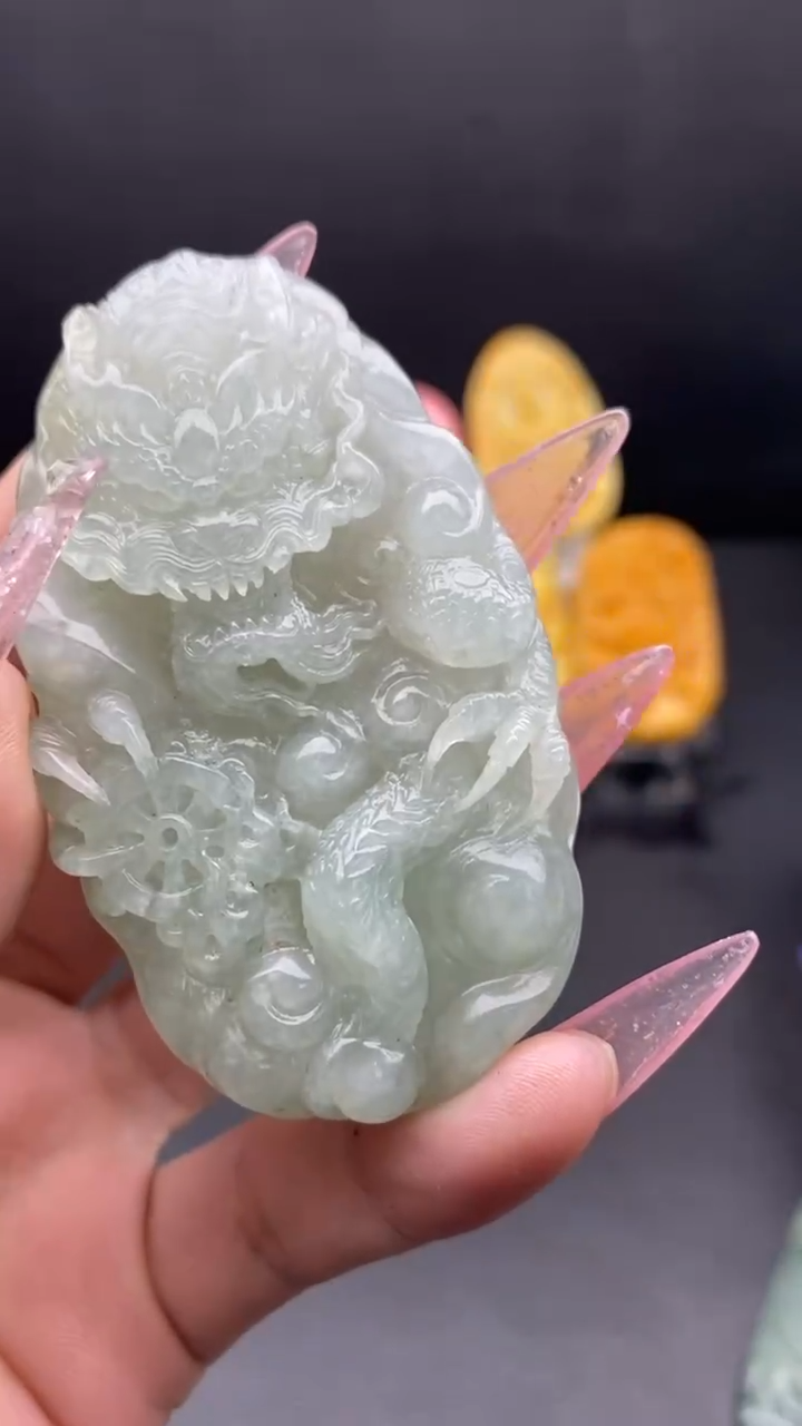 定制翡翠未镶嵌挂件