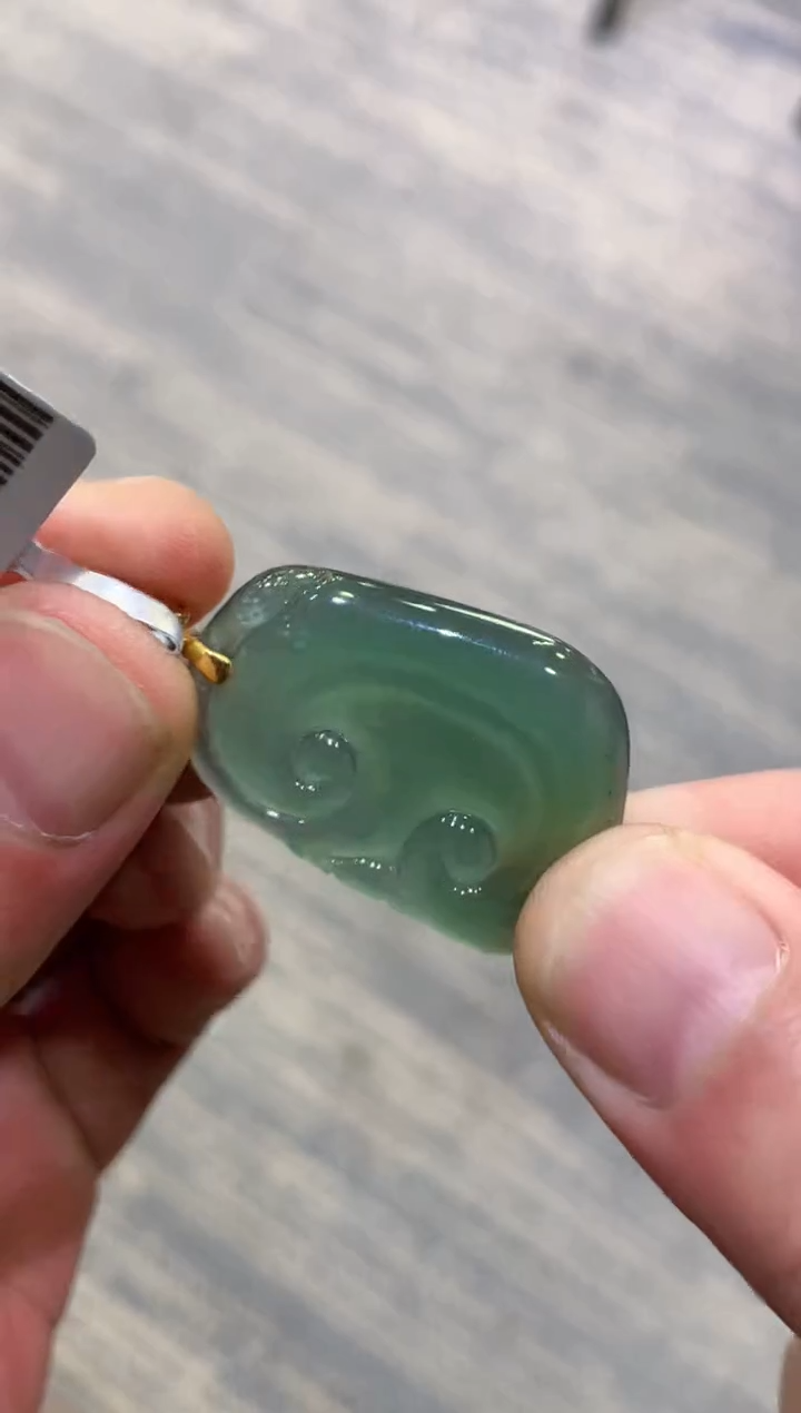 颈饰未镶嵌翡翠天然A货翡翠