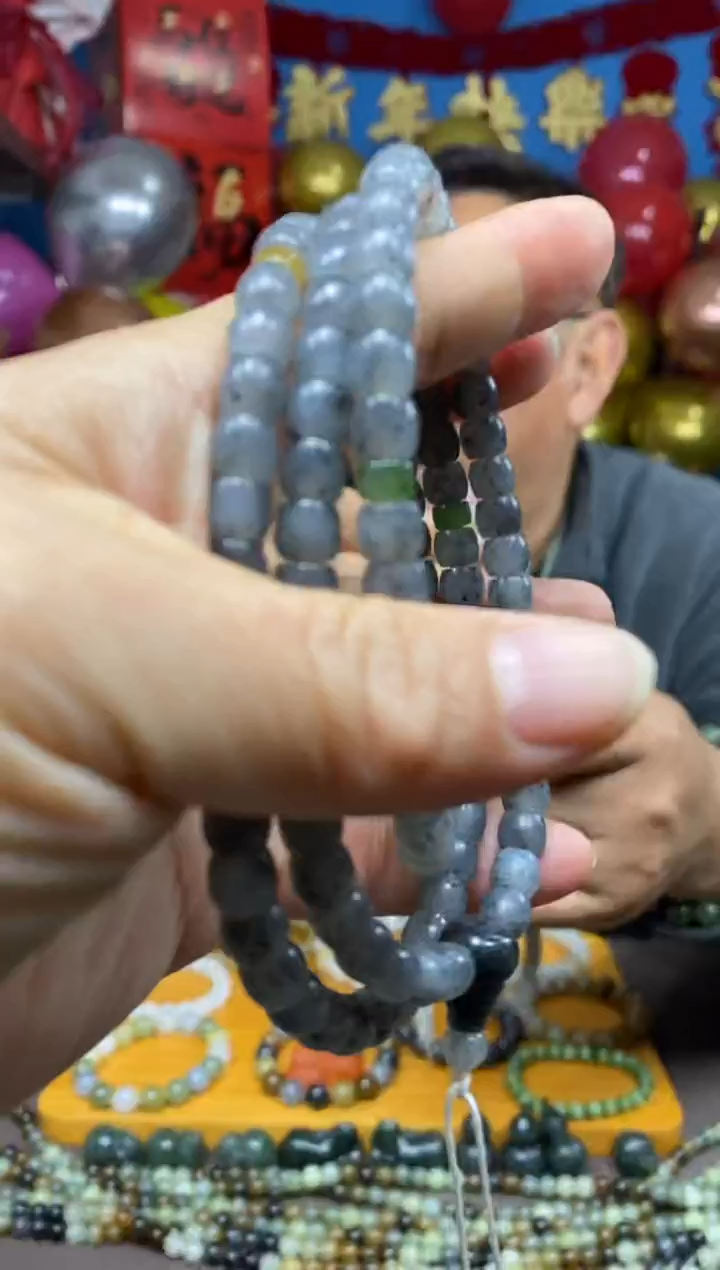 颈饰未镶嵌和田玉颜色多样性发货拍一发一