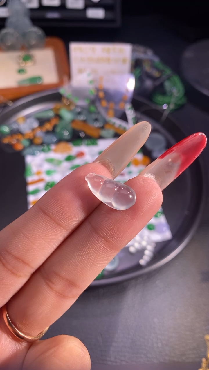 【闪购商品】翡翠挂件未镶嵌豆子