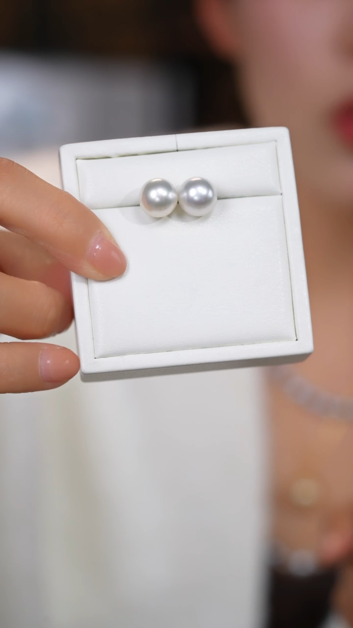 【闪购商品】海水珍珠耳钉18K金镶嵌澳白10-11mm多样性发一对