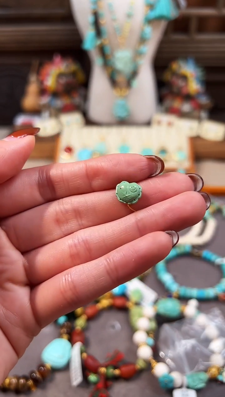 未镶嵌绿松石配饰爱心