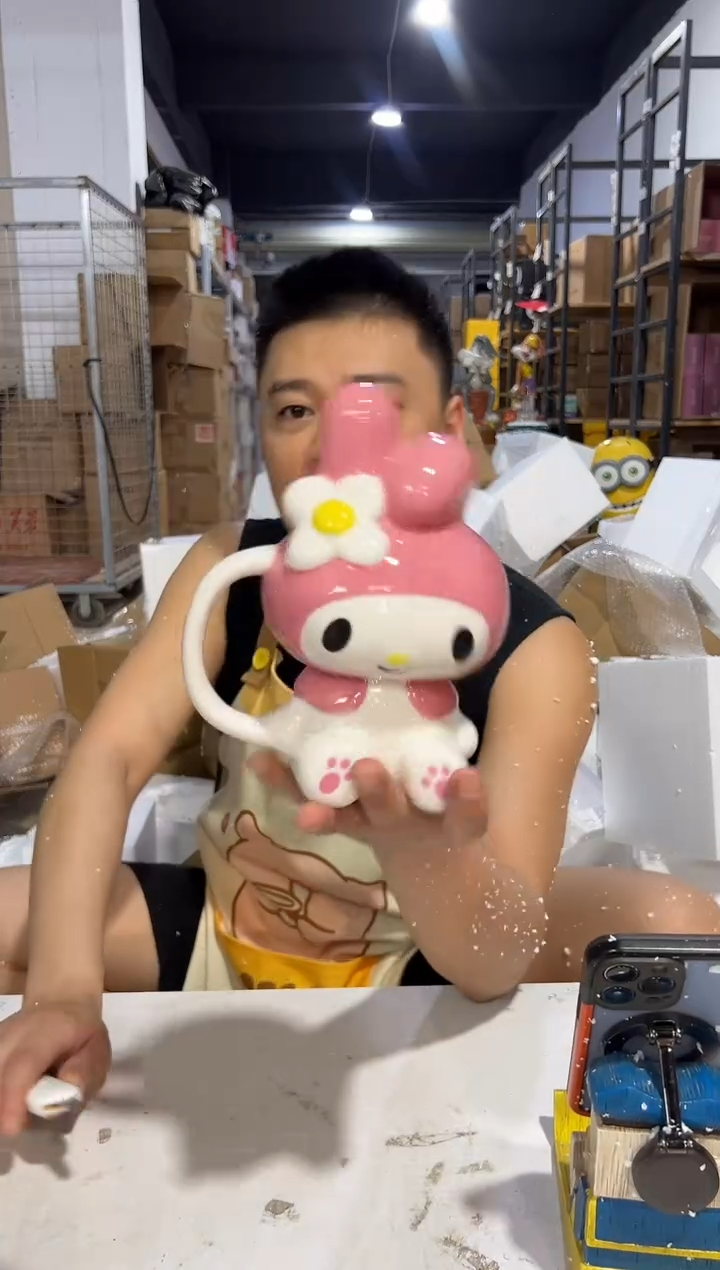 瓷片美乐蒂全身杯