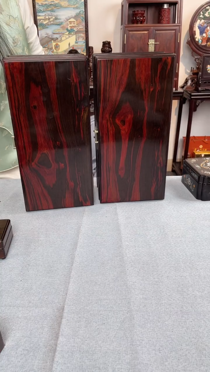 【闪购商品】红酸枝木类成套家具首饰盒