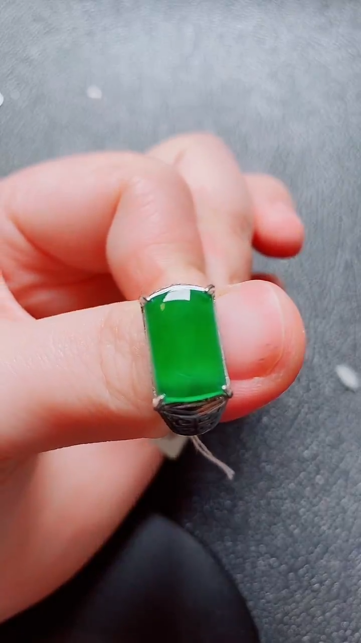 翡翠戒指银S925镶嵌翡翠